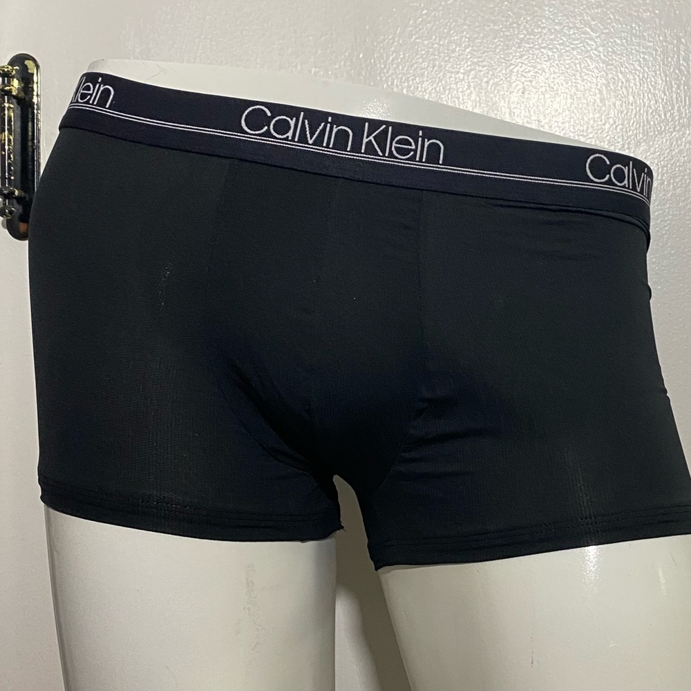 Men’s Large Quick Dry Calvin Klein Trunks